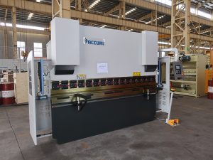 hydraulic bending machine CNC 3 axis pindutin ang preno sa malaysia