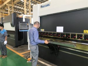 Iran Client Testing Machine sa aming Pabrika 3