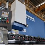 popular na haydroliko cnc pindutin ang preno na may estun E210 control system WC67Y- 125Ton / 3200mm na may serbisyo ng engineer